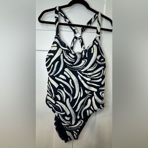 NWT Hurley UPF50+ Geometric Full-piece  Swimsuit Women’s XXL